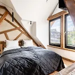 Mountain Base - Milton Bachledzki Wierch 4