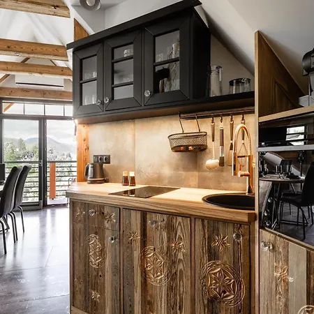 Mountain Base - Milton Bachledzki Wierch 4