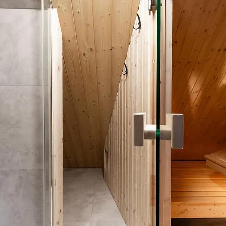 Mountain Base - Milton Bachledzki Wierch 4